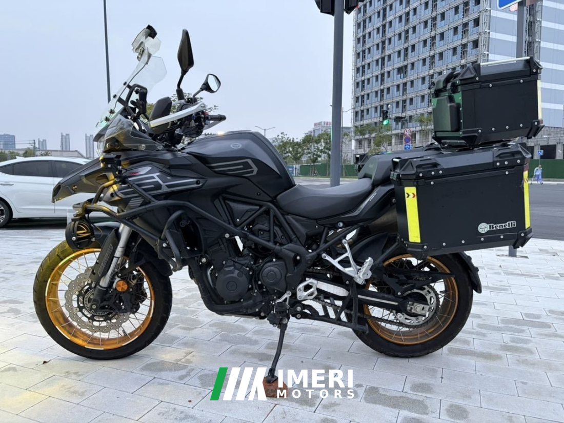 Benelli TRK552 550 cc - motorcycle from China