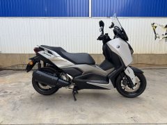 Yamaha XMAX 300 cc - photo 3