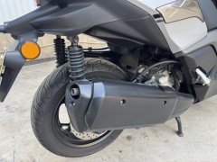 Yamaha XMAX 300 cc - photo 4