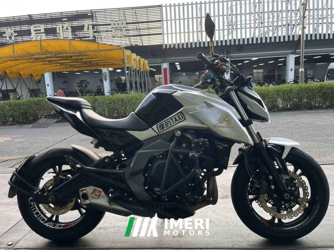 CFMOTO 400NK - мотоцикл из Китая
