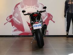 Triumph Speed Triple 1200 - ფოტო 6