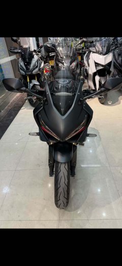 Honda CBR650R - фото 1