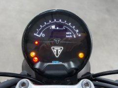 Triumph Trident 660 - ფოტო 5