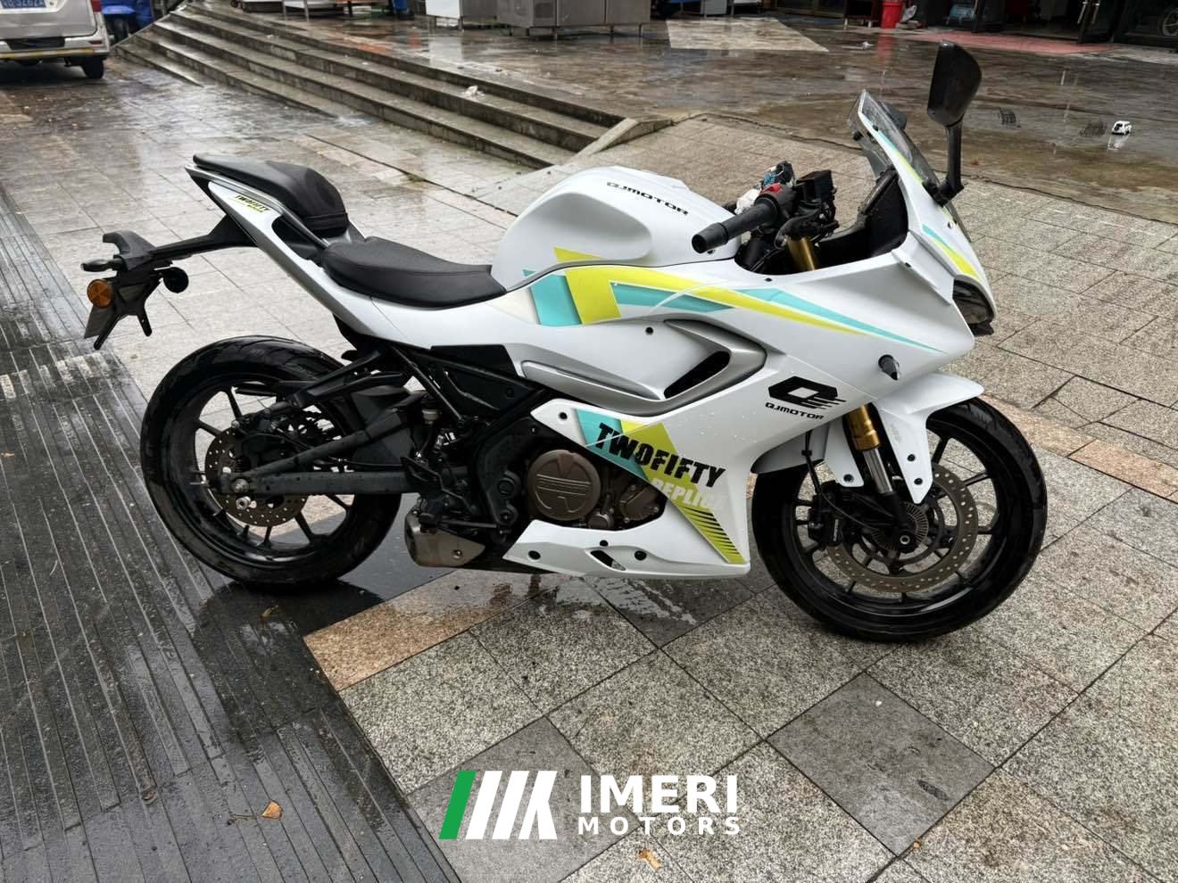 2022 QJMOTOR SRK 250