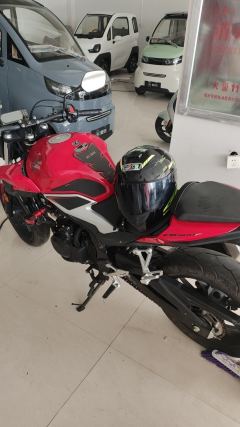Honda CB400F - ფოტო 1