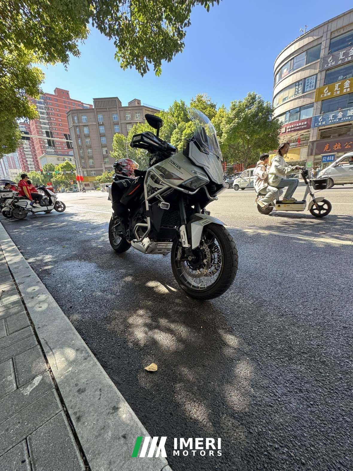 2026 Zontes 703F 700 cc