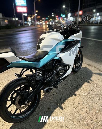 2021 CFMOTO 250SR