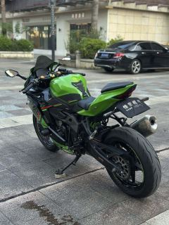 Kawasaki ZX-4R 400 cc - ფოტო 9