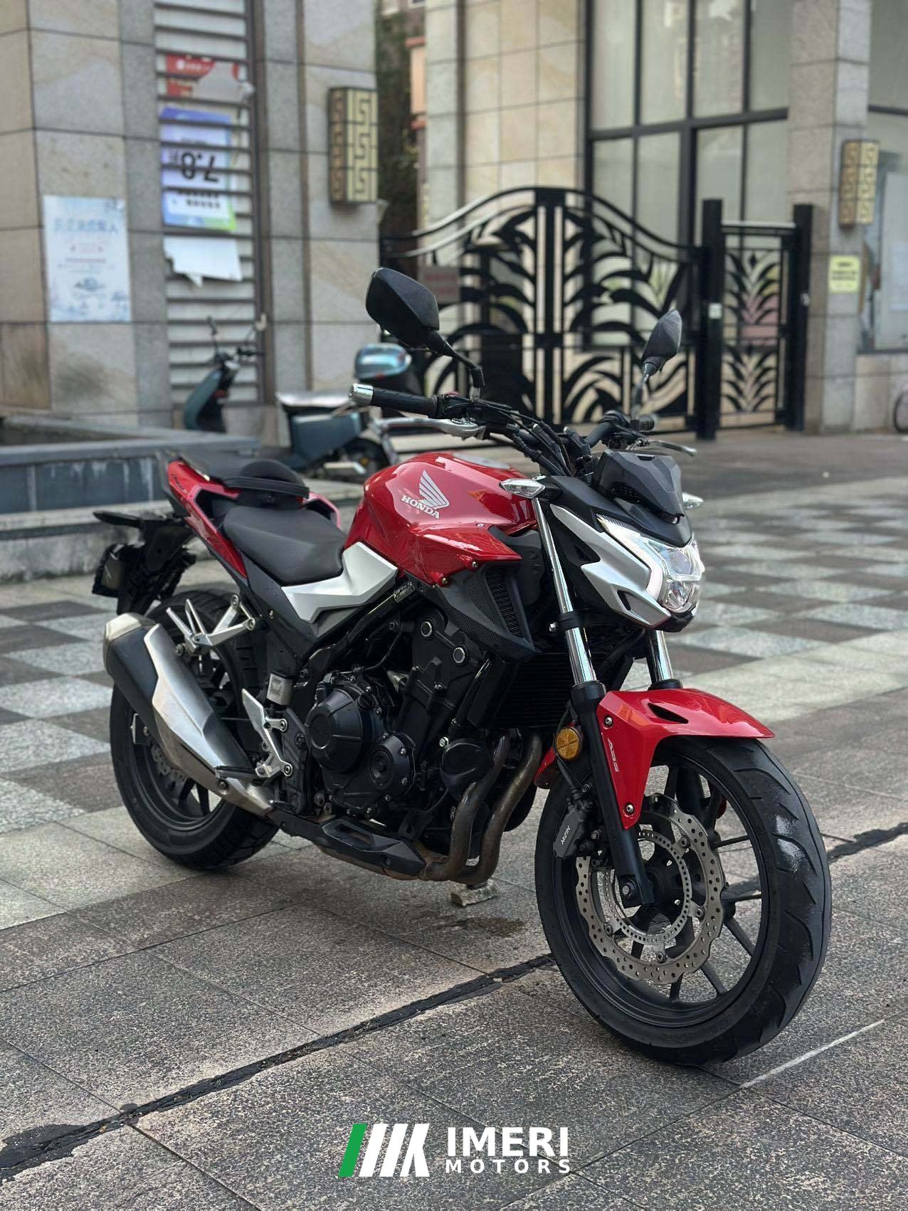 2021 Honda CB400F