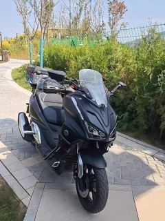 Lingchen Maxi Scooter 150 - photo 2