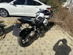 Honda CBR400R - photo 5