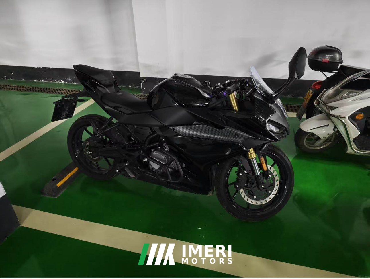 2023 CFMOTO 250SR