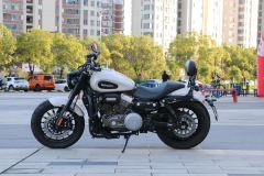 Benda Challenger 300 - photo 4