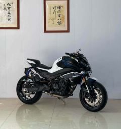 CFMOTO 800NK - фото 1