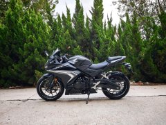 Honda CBR400R - ფოტო 2