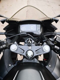 Honda CBR400R - ფოტო 9