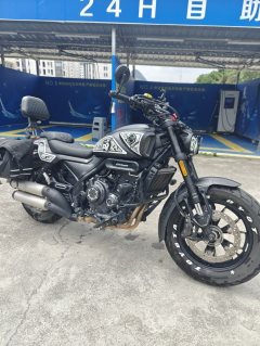 Voge CU525 500 cc - ფოტო 1