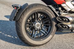 Triumph Rocket 3 2500 cc - ფოტო 11