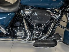 Harley-Davidson Road Glide 1868 cc - фото 2