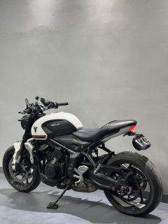 Triumph Trident 660 - ფოტო 6