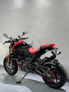 Ducati Monster 950 cc - ფოტო 6