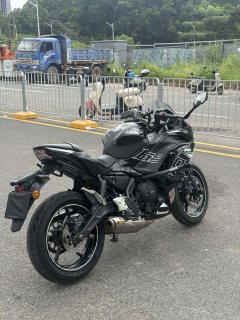Kawasaki Ninja 650 - ფოტო 3