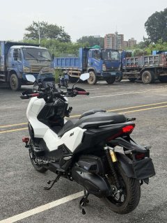 Honda ADV350 - photo 5