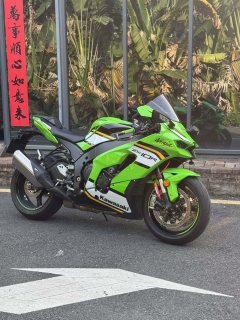 Kawasaki Ninja ZX-10R 1000 cc - photo 1