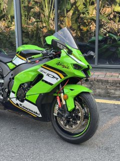 Kawasaki Ninja ZX-10R 1000 cc - photo 2
