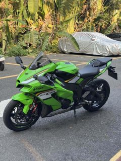 Kawasaki Ninja ZX-10R 1000 cc - photo 4