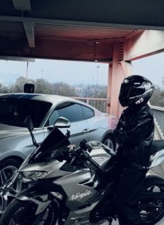Kawasaki Ninja 400 - ფოტო 4
