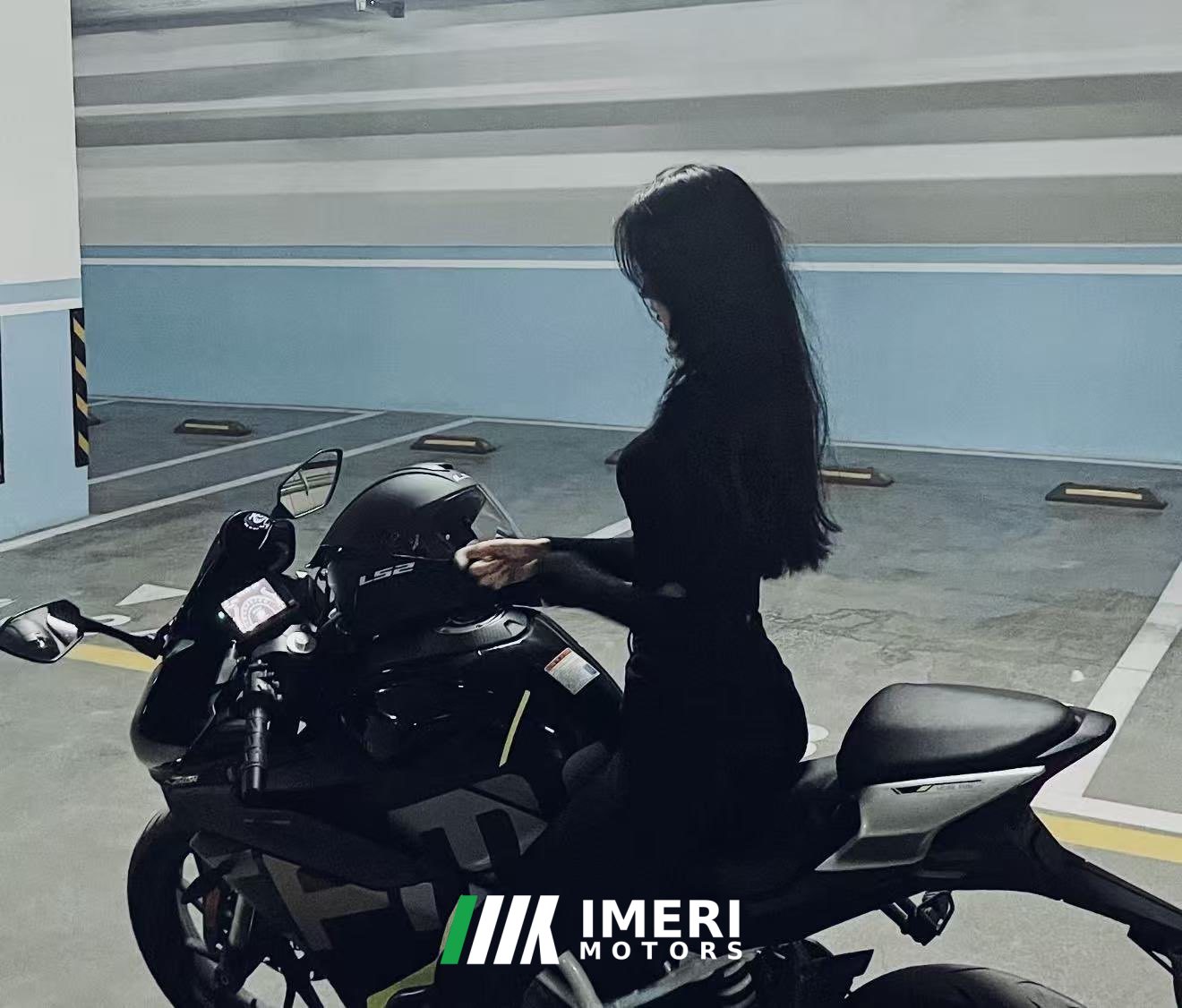 2022 CFMOTO 250SR