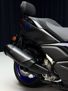 Yamaha XMAX 300 cc - photo 6