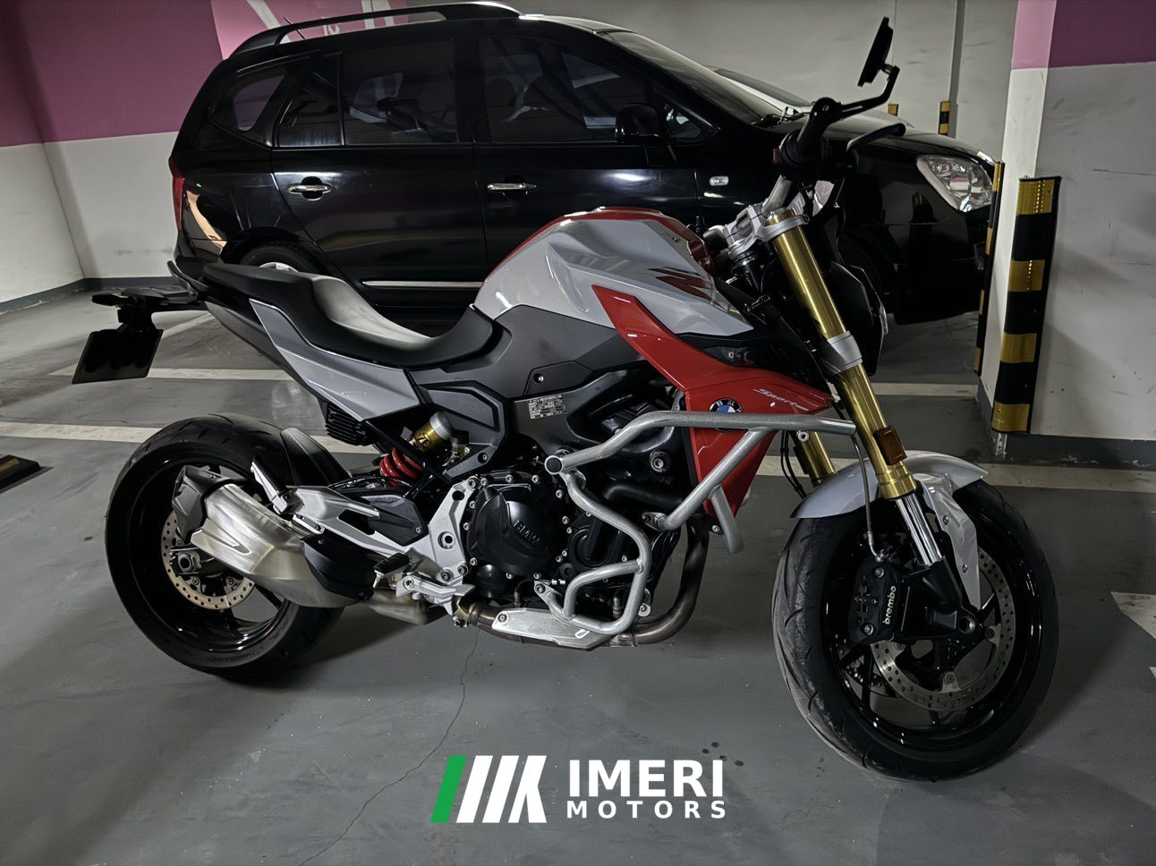2022 BMW F 900 R