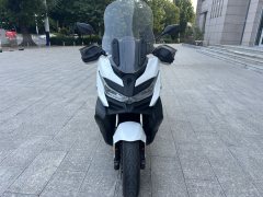 Voge SR4 Max 350 cc - ფოტო 3