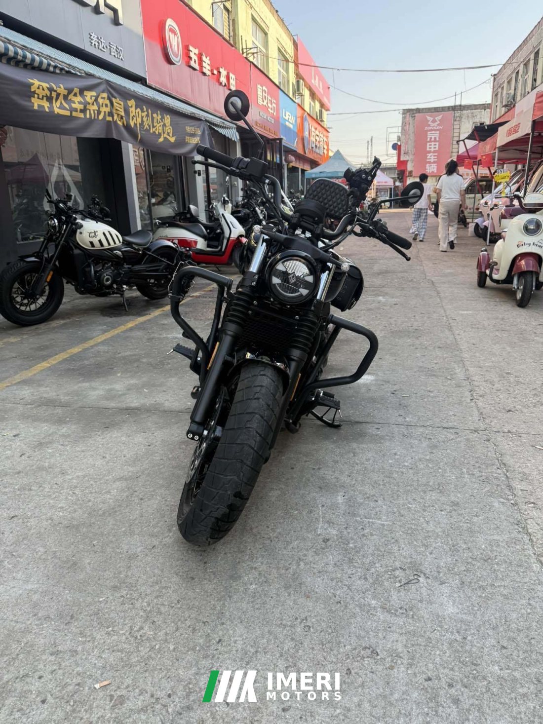 Benda Hongqi 950 - motorcycle from China
