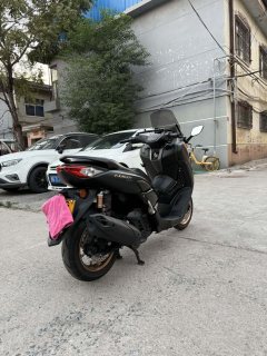 Yamaha NMAX 155 cc - photo 3