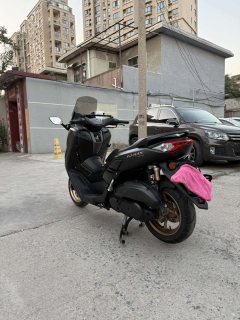 Yamaha NMAX 155 cc - photo 8