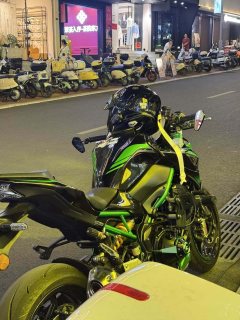 Kawasaki Z900 950 cc - ფოტო 3