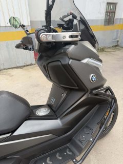 Voge SR4 Max 350 cc - ფოტო 9