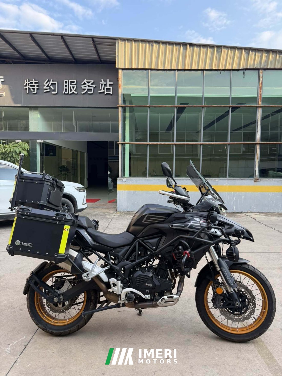 Benelli TRK552 550 cc - მოტოციკლი ჩინეთიდან