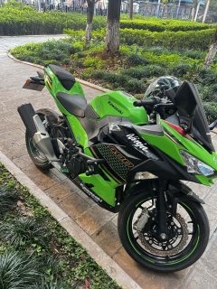 Kawasaki Ninja 400 - ფოტო 1