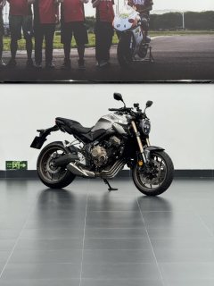 Honda CB650R - ფოტო 1