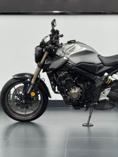 Honda CB650R - ფოტო 9