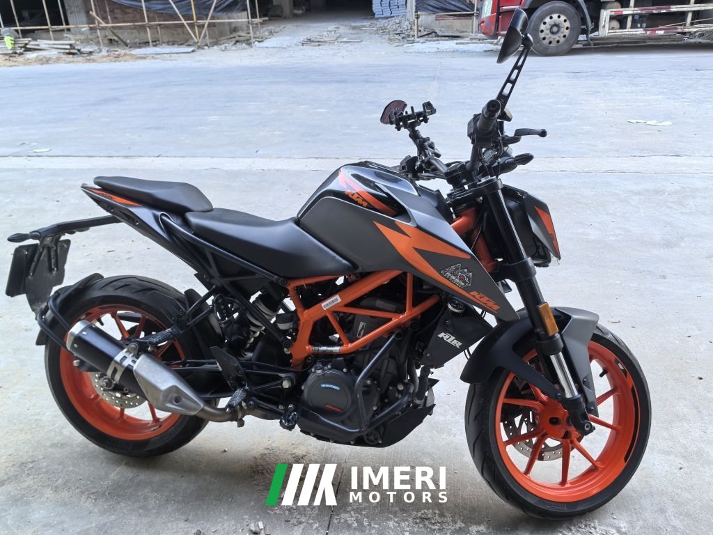 2021 KTMR2R 250 Duke