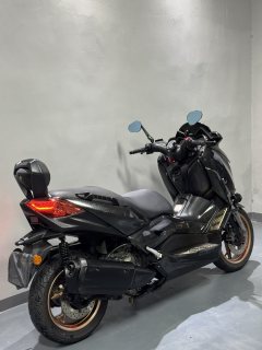 Yamaha XMAX 300 cc - photo 3