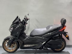 Yamaha XMAX 300 cc - photo 5