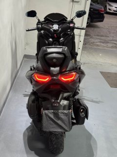 Yamaha XMAX 300 cc - photo 9