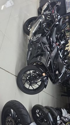 Haojue Suzuki GSX250R - ფოტო 1