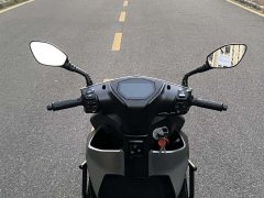 QJMOTOR 150RS - фото 8